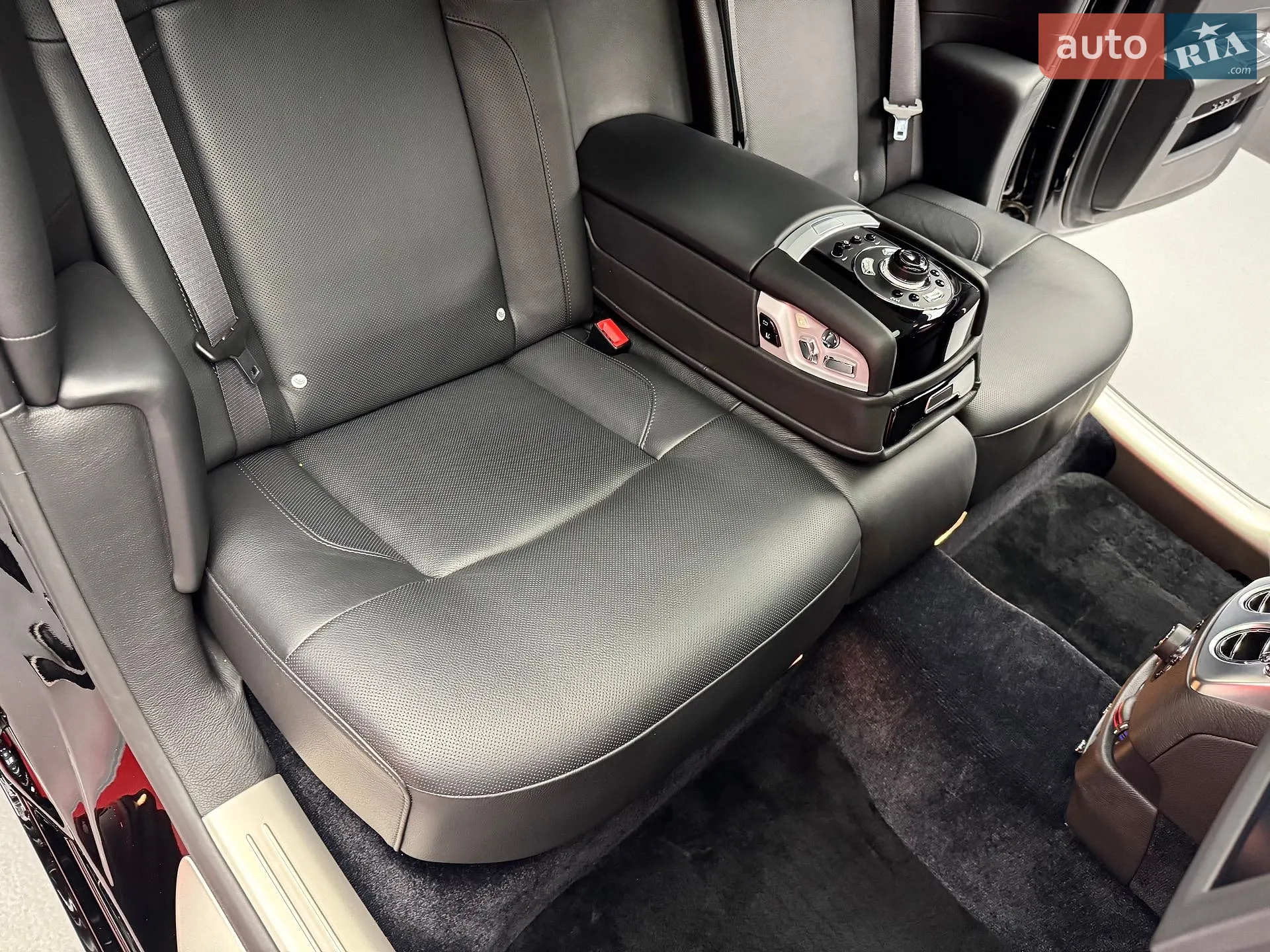 2010 Rolls-Royce Ghost - мініатюра 49