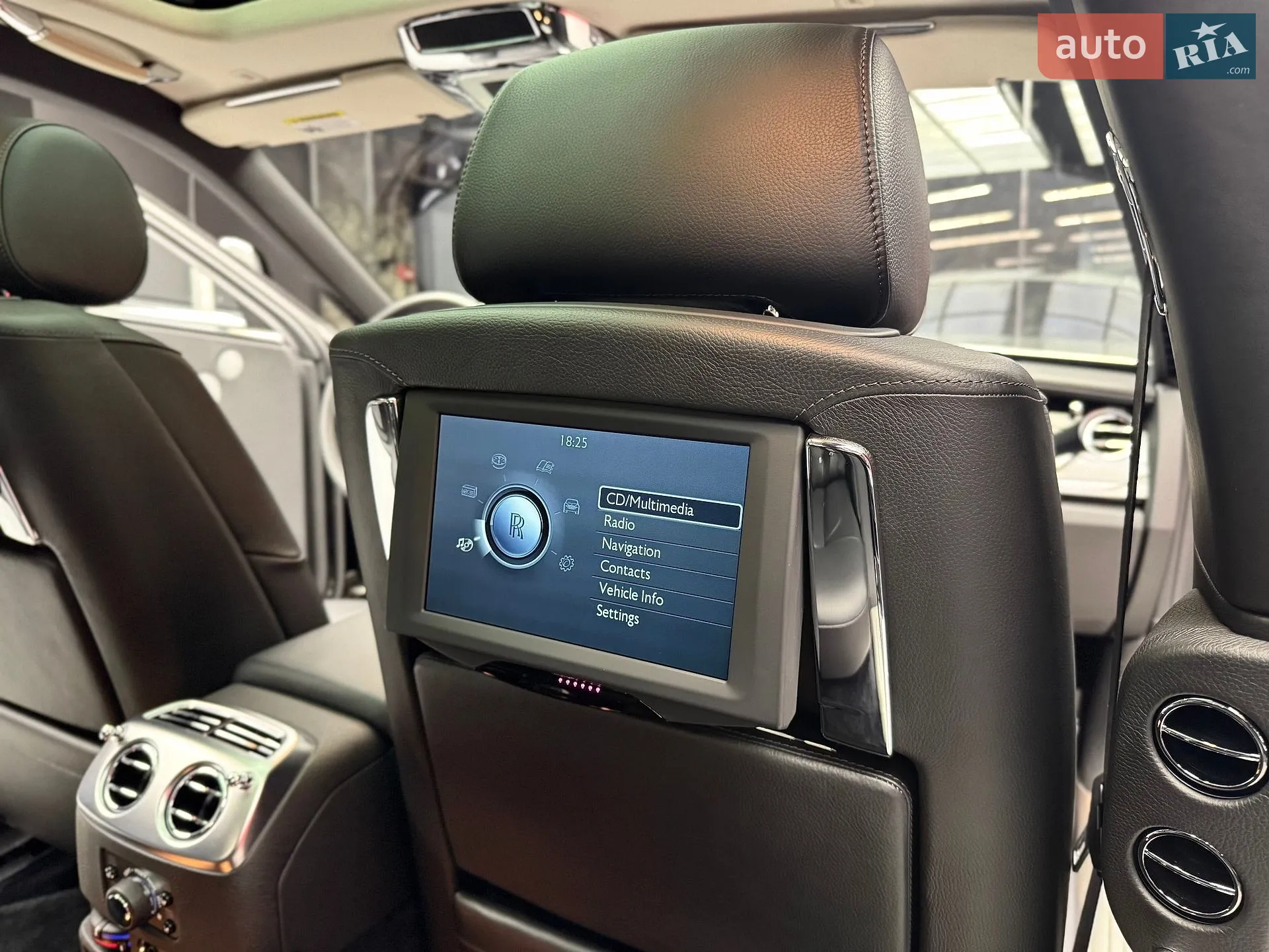 2010 Rolls-Royce Ghost - мініатюра 53