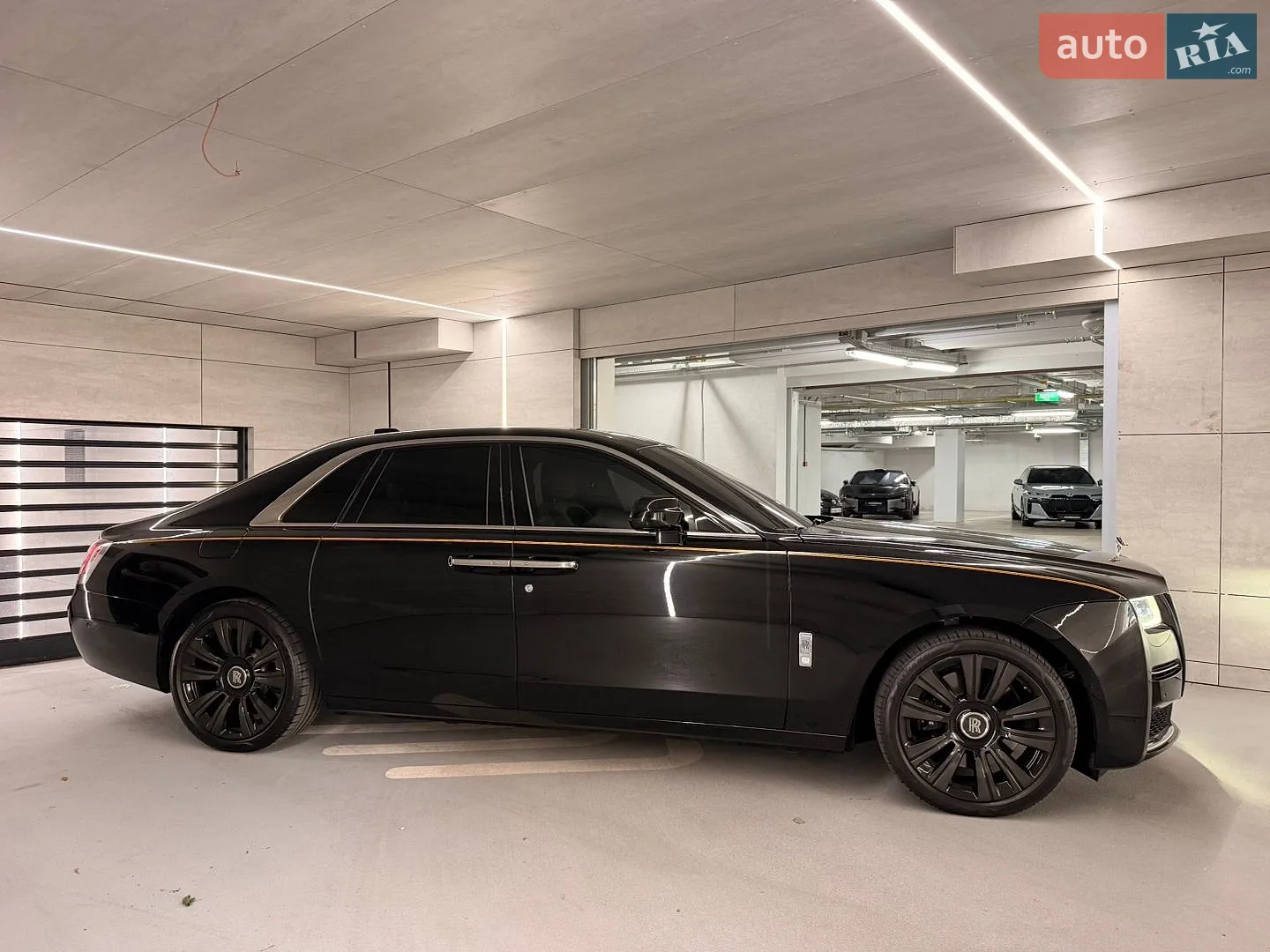 2020 Rolls-Royce Ghost - мініатюра 8