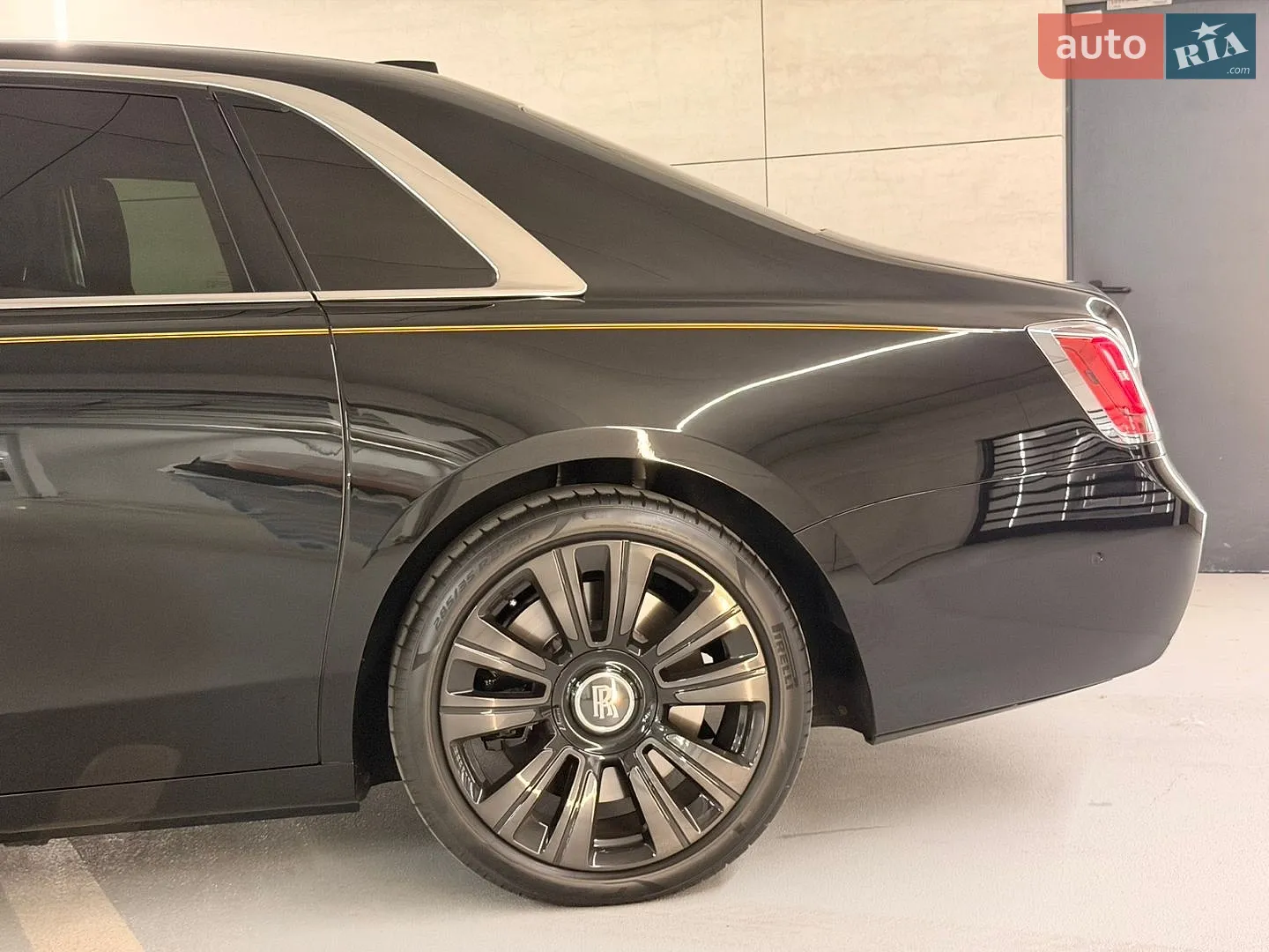 2020 Rolls-Royce Ghost - мініатюра 11