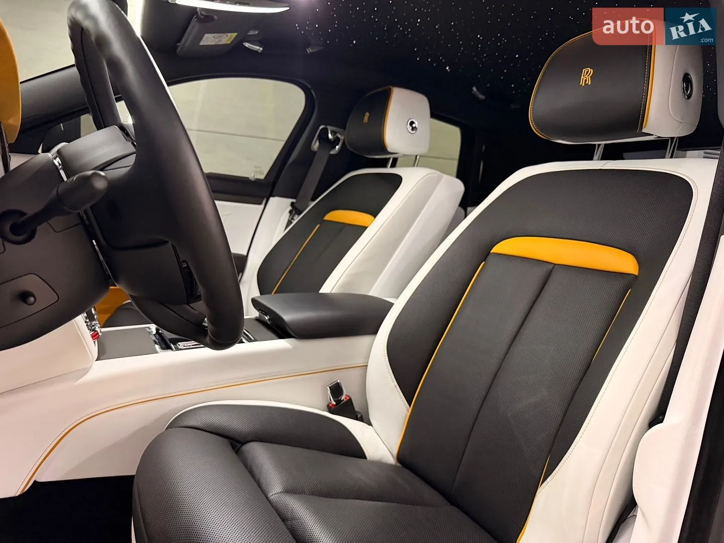 2020 Rolls-Royce Ghost - мініатюра 16