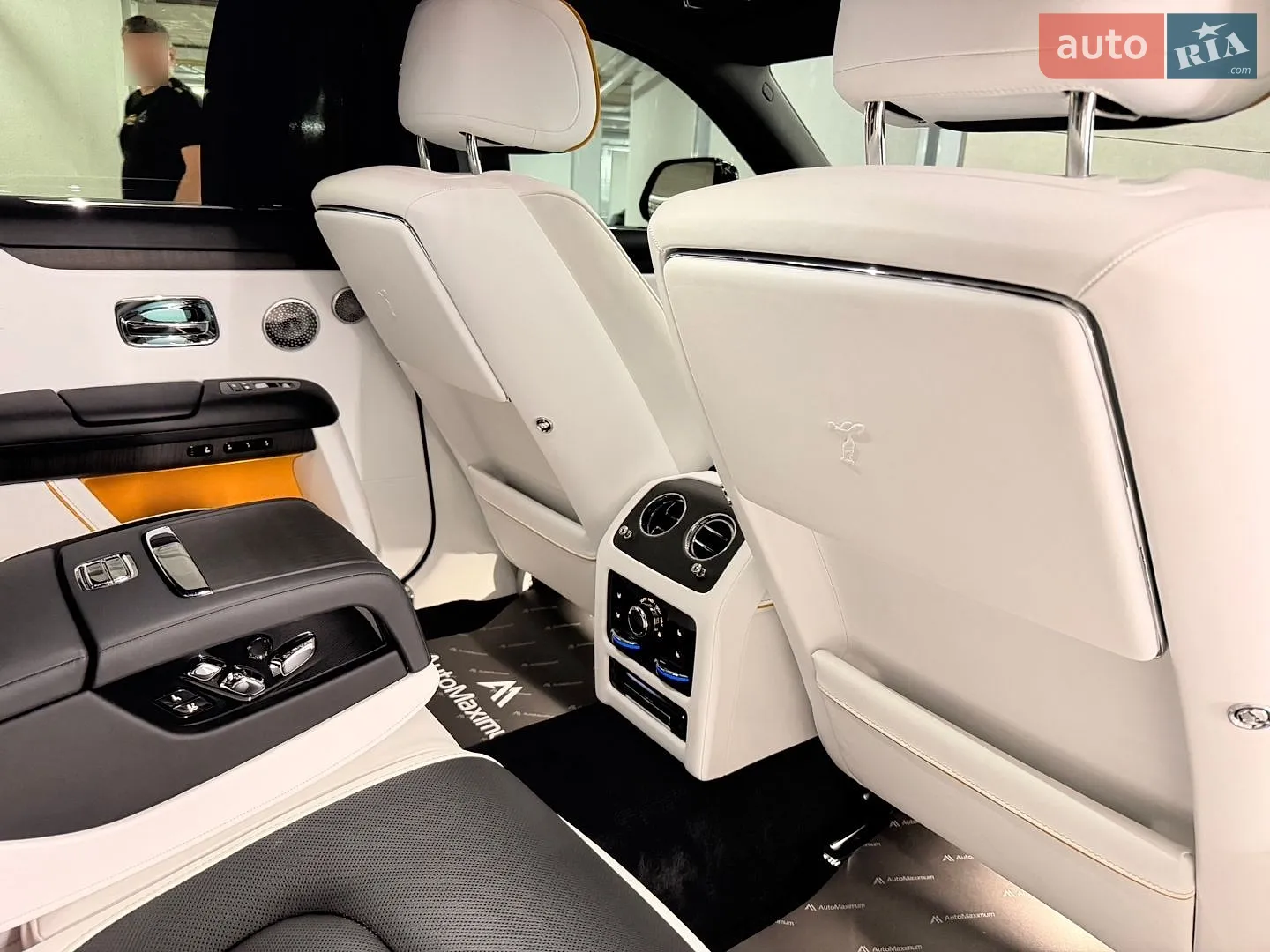 2020 Rolls-Royce Ghost - мініатюра 30