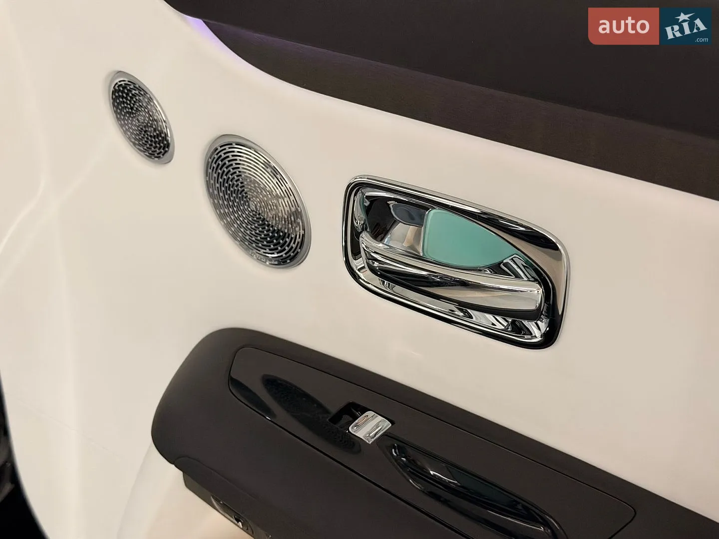 2020 Rolls-Royce Ghost - мініатюра 35