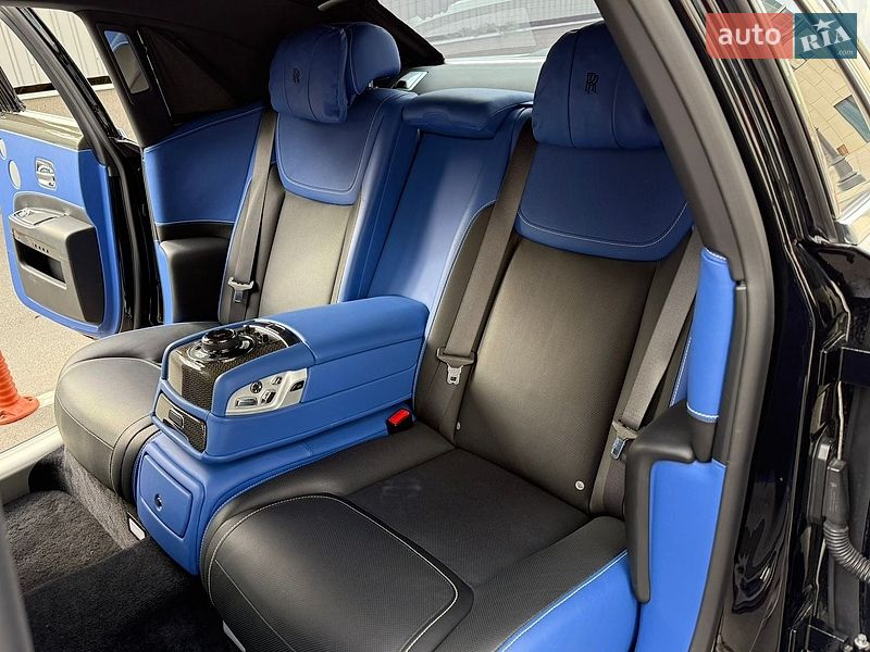 Седан Rolls-Royce Ghost 2018 в Киеве
