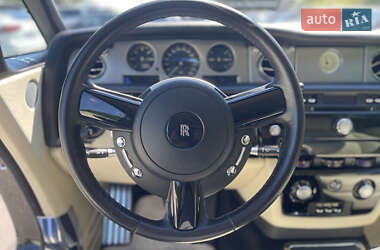 Кабриолет Rolls-Royce Phantom Drophead Coupe 2009 в 