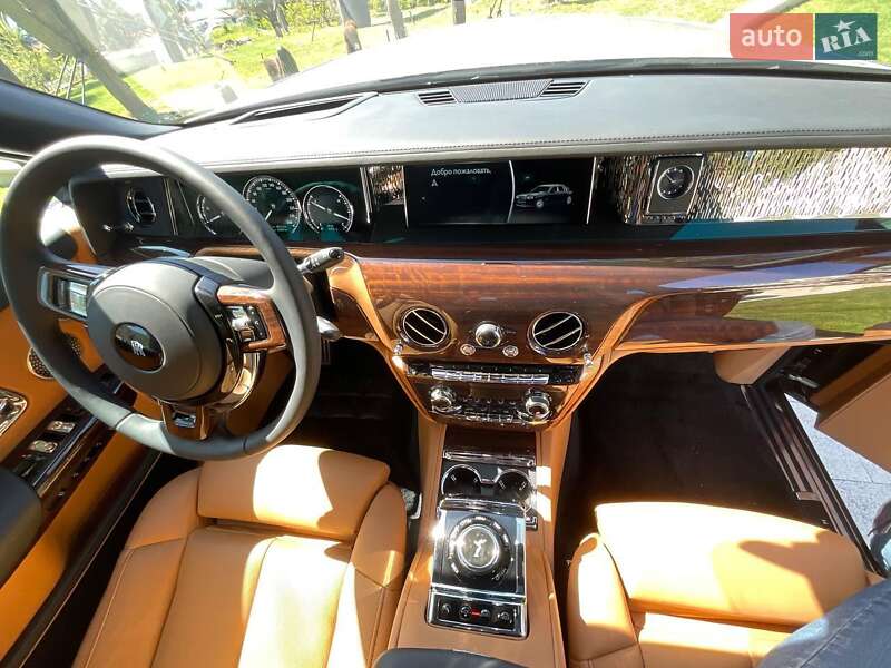 Седан Rolls-Royce Phantom 2021 в Києві