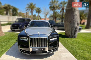Седан Rolls-Royce Phantom 2021 в 