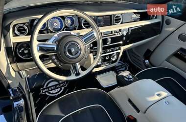 Кабриолет Rolls-Royce Phantom 2007 в 