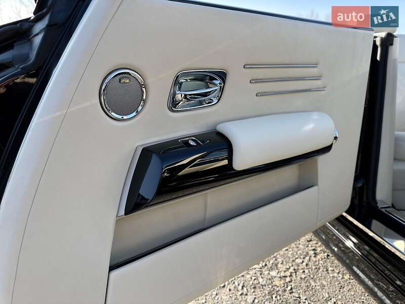 Кабріолет Rolls-Royce Phantom 2007 в Києві