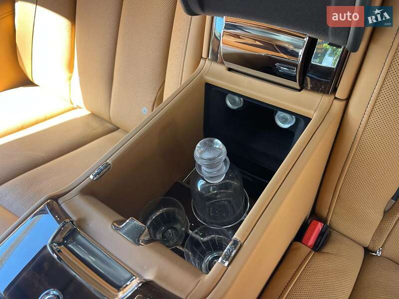 Седан Rolls-Royce Phantom 2021 в Киеве