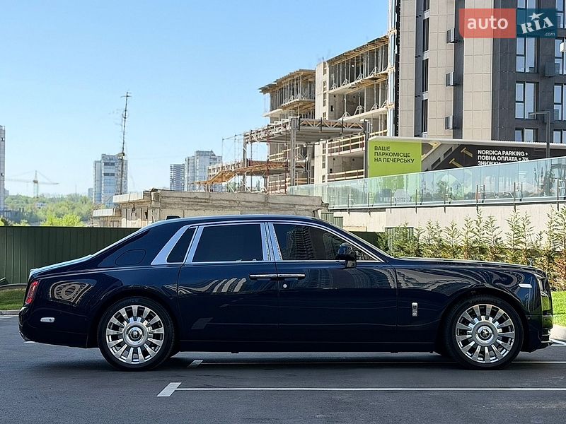 Седан Rolls-Royce Phantom 2019 в Києві