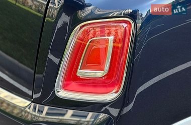 Седан Rolls-Royce Phantom 2019 в Киеве