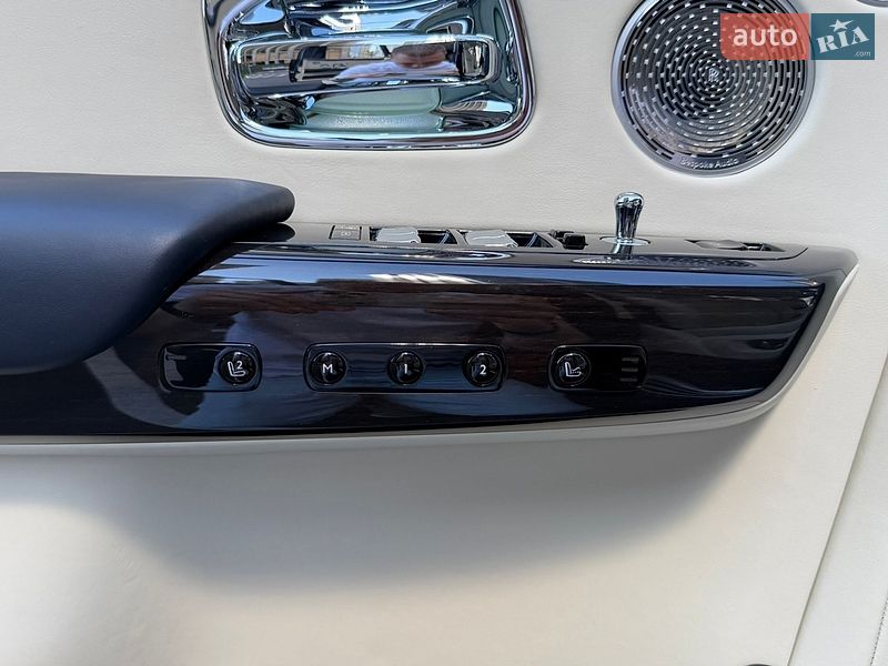 Седан Rolls-Royce Phantom 2019 в Киеве