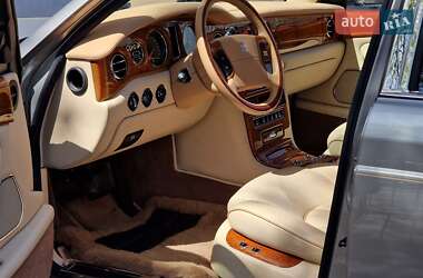 Седан Rolls-Royce Silver Seraph 2001 в 