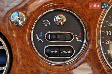 Седан Rolls-Royce Silver Seraph 2001 в 