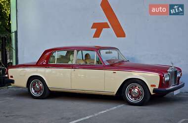 Седан Rolls-Royce Silver Shadow 1974 в 