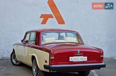 Седан Rolls-Royce Silver Shadow 1974 в 