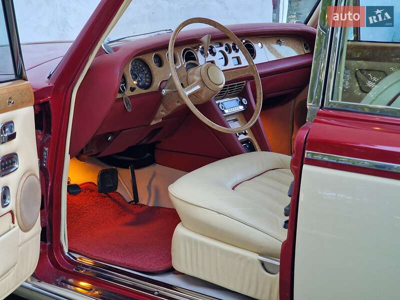 Седан Rolls-Royce Silver Shadow 1974 в Одессе