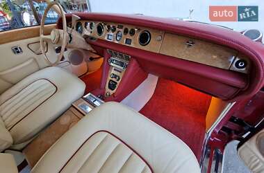 Седан Rolls-Royce Silver Shadow 1974 в 