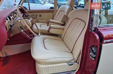 Седан Rolls-Royce Silver Shadow 1974 в 