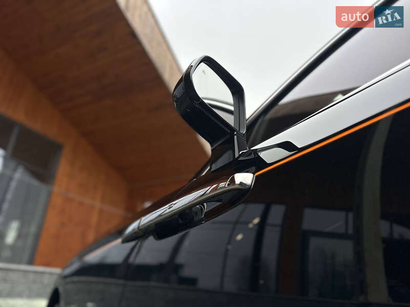 Купе Rolls-Royce Spectre 2024 в Киеве фото 18 Купе Rolls-Royce Spectre 2024 в Киеве