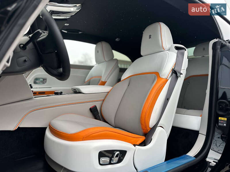 Купе Rolls-Royce Spectre 2024 в Киеве фото 27 Купе Rolls-Royce Spectre 2024 в Киеве