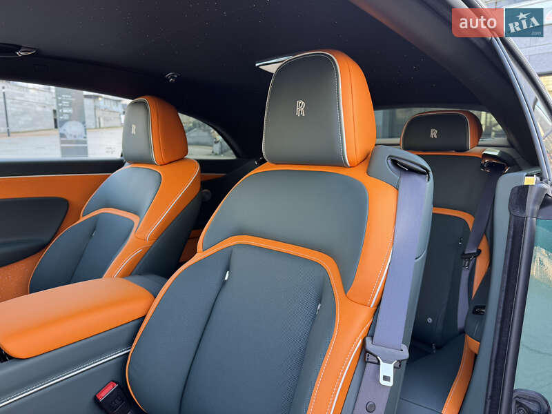 Купе Rolls-Royce Spectre 2024 в Києві фото 15 Купе Rolls-Royce Spectre 2024 в Києві