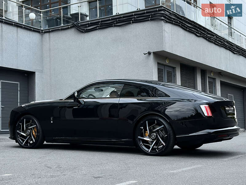 Купе Rolls-Royce Spectre 2025 в Киеве фото 28 Купе Rolls-Royce Spectre 2025 в Киеве