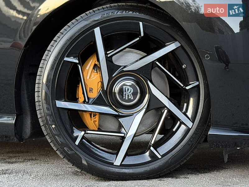 Купе Rolls-Royce Spectre 2025 в Киеве фото 38 Купе Rolls-Royce Spectre 2025 в Киеве