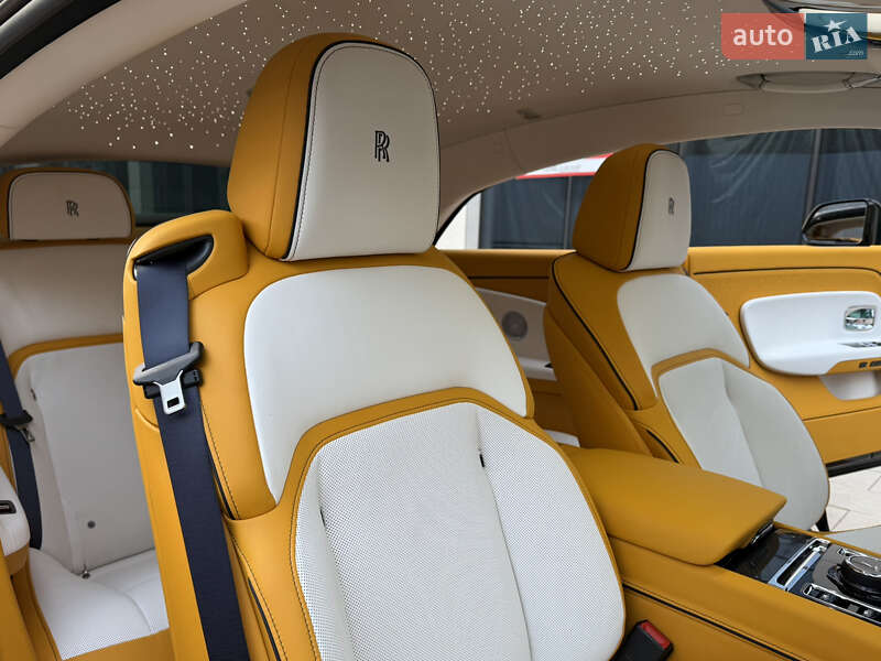 Купе Rolls-Royce Spectre 2025 в Киеве фото 53 Купе Rolls-Royce Spectre 2025 в Киеве