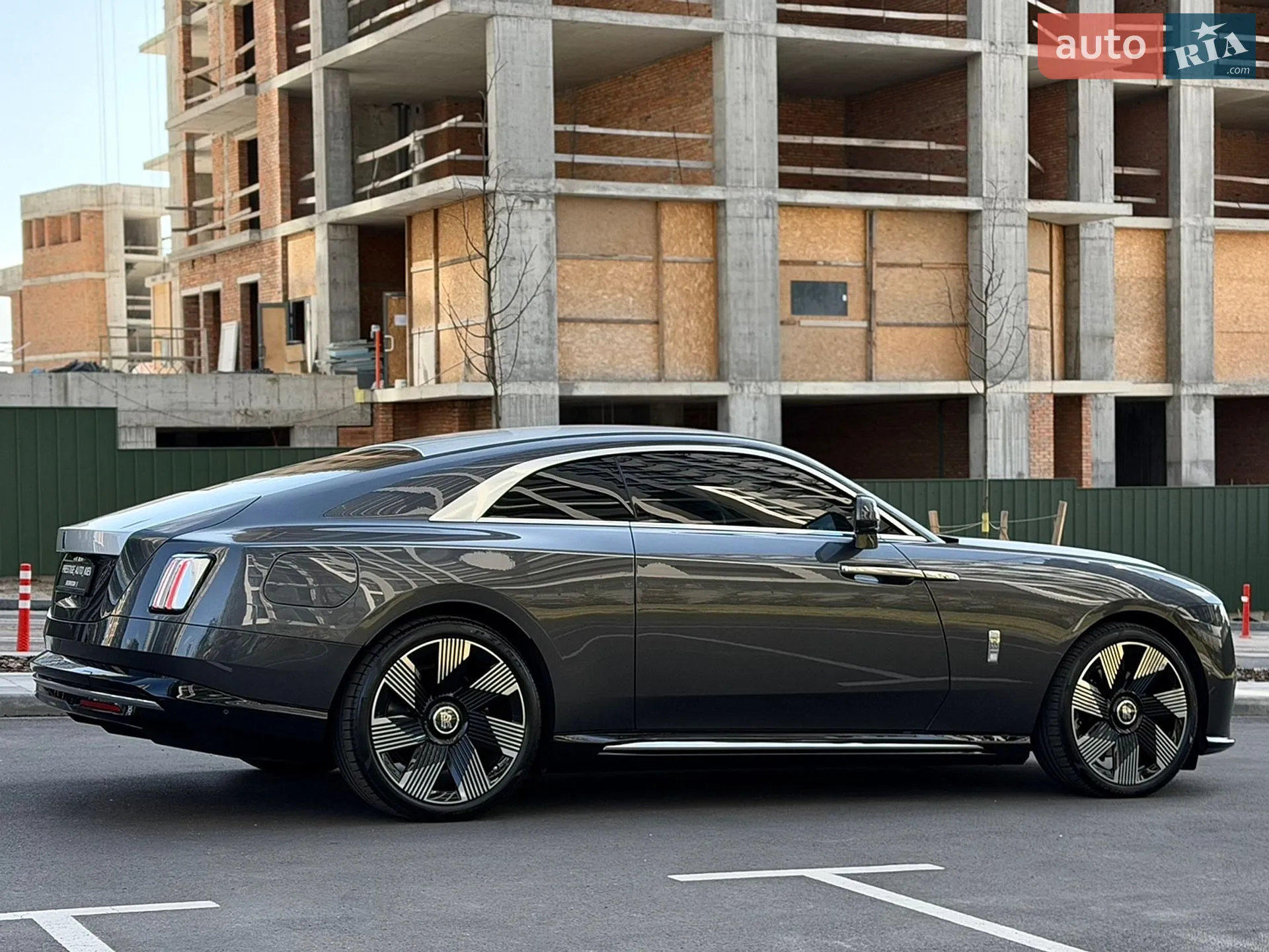 2024 Rolls-Royce Spectre - мініатюра 10