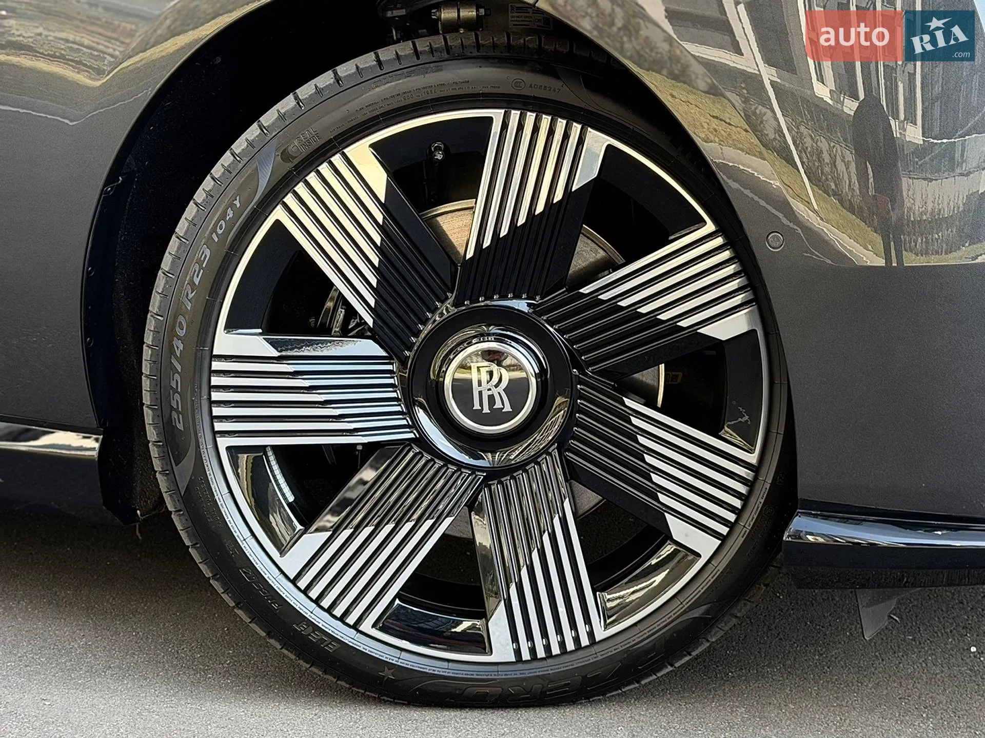 2024 Rolls-Royce Spectre - мініатюра 30