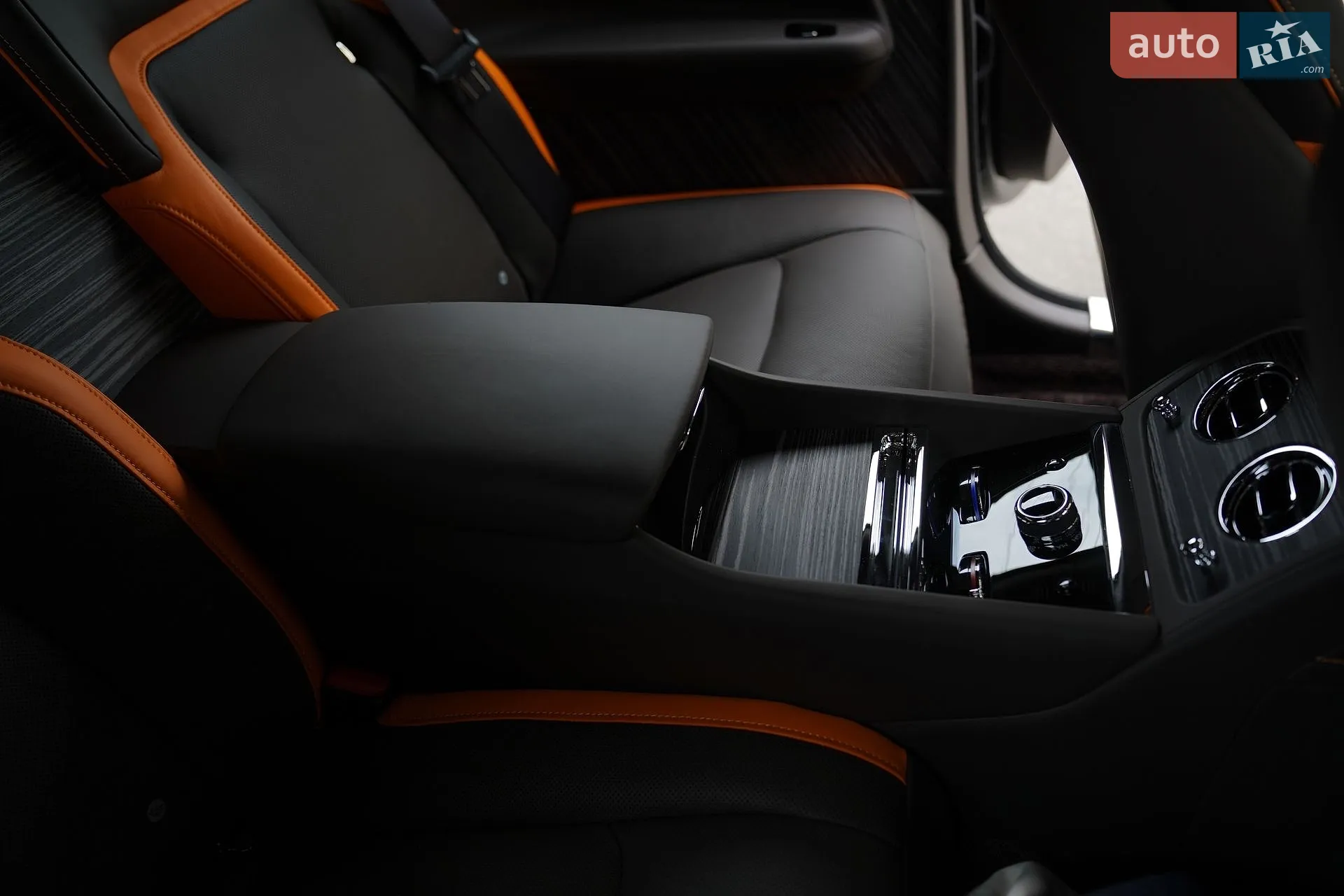 2024 Rolls-Royce Spectre - мініатюра 24