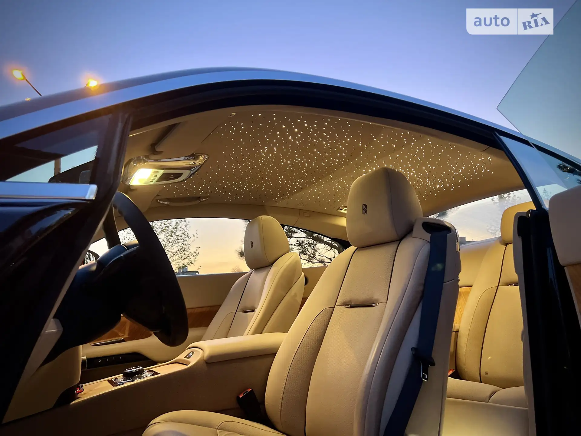 2014 Rolls-Royce Wraith - мініатюра 39