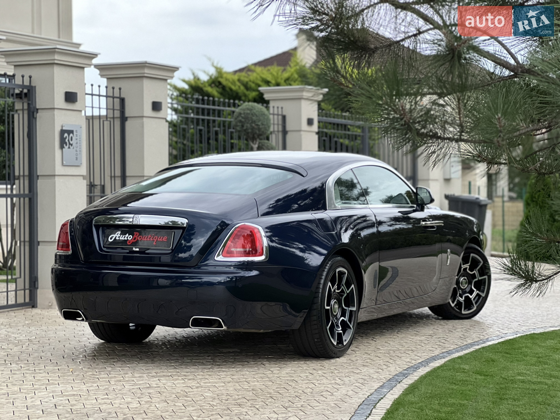 2015 Rolls-Royce Wraith - мініатюра 19