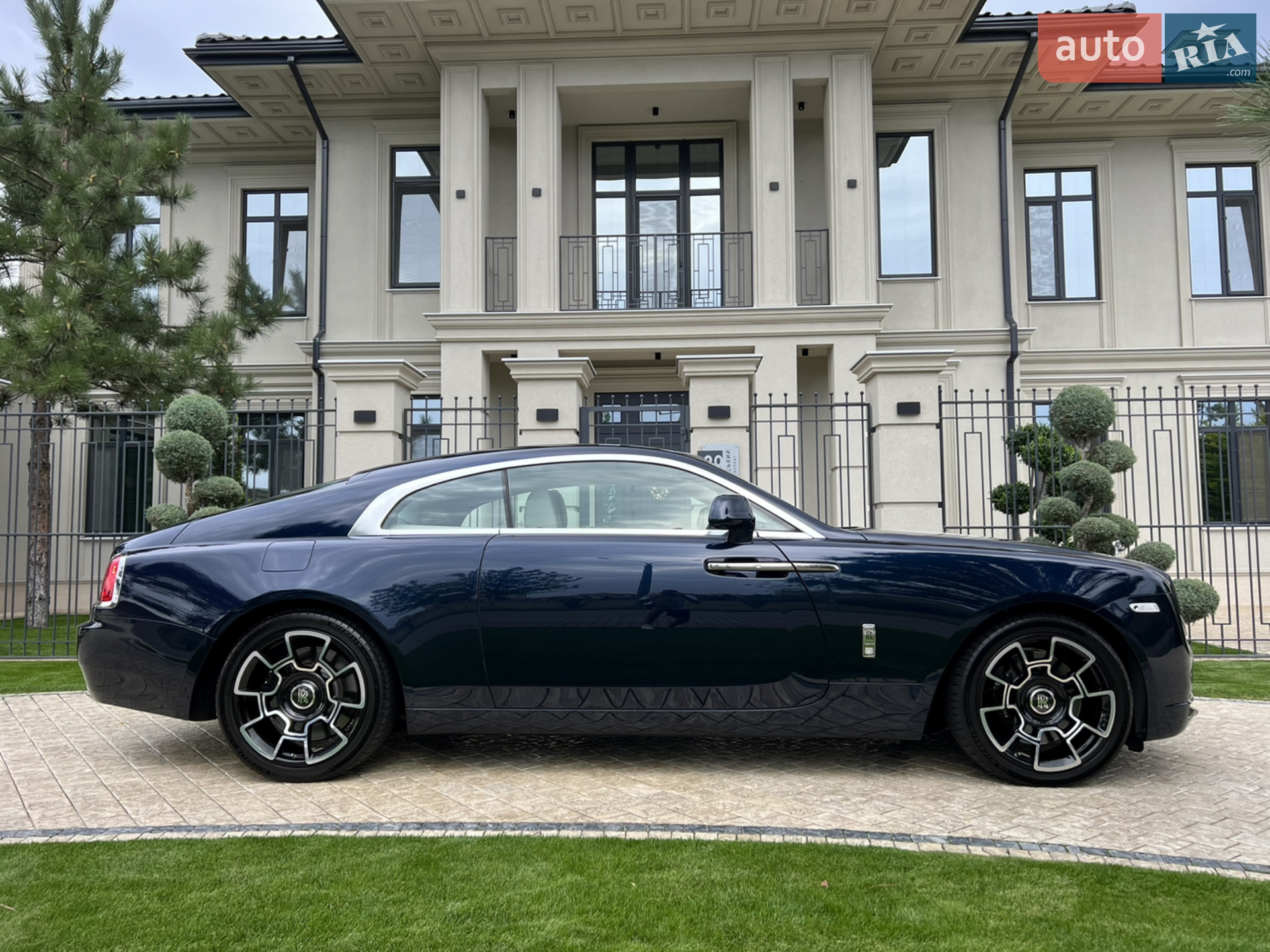 2015 Rolls-Royce Wraith - мініатюра 21
