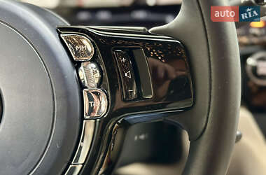 Седан Rolls-Royce Wraith 2014 в 