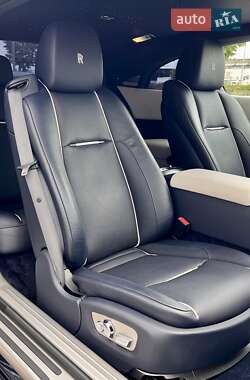 Купе Rolls-Royce Wraith 2015 в 