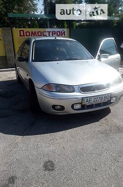 Хетчбек Rover 200 1998 в Нікополі