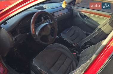 Хэтчбек Rover 200 1998 в 