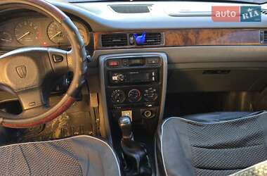 Хэтчбек Rover 200 1998 в 