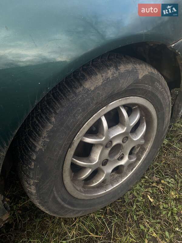 Седан Rover 414 1999 в Малой Рогани