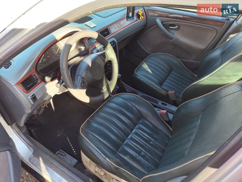 Седан Rover 414 1998 в Козові