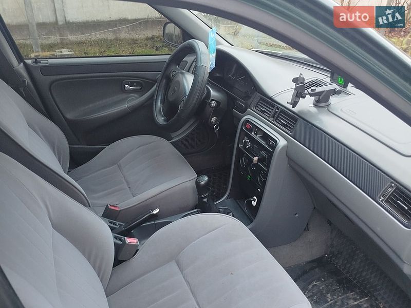 Хэтчбек Rover 416 1998 в Ровно