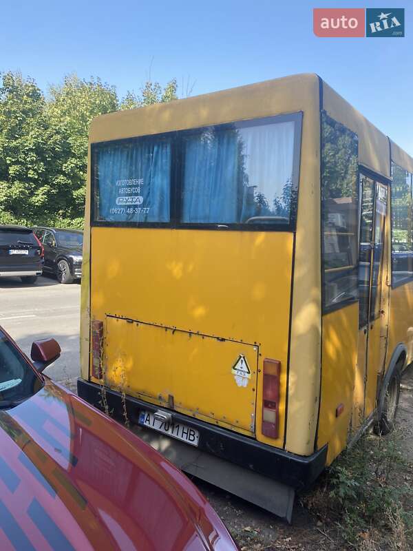 Пригородный автобус РУТА 19 2008 в Киеве