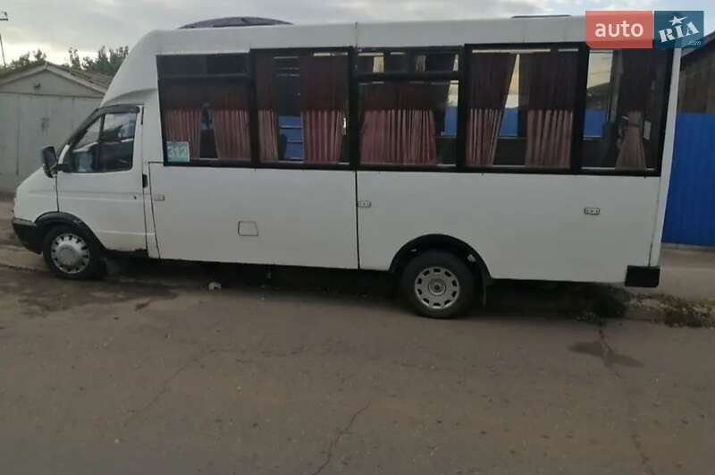 Микроавтобус РУТА А0483 2006 в Кривом Роге