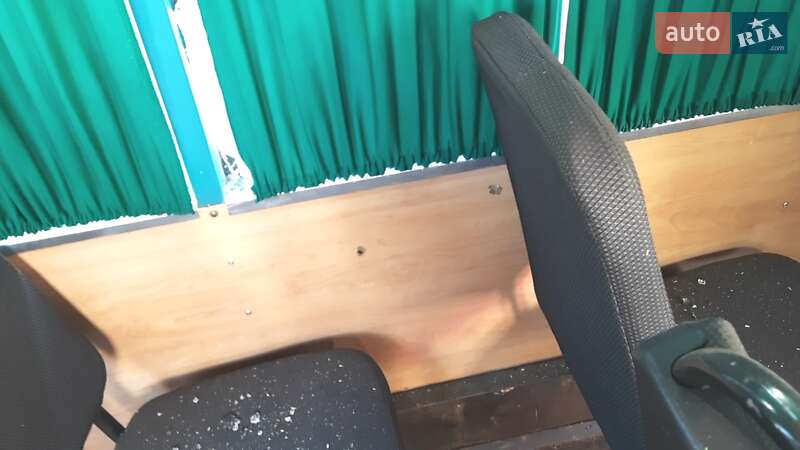 Микроавтобус РУТА А0483 2006 в Херсоне фото 16 Микроавтобус РУТА А0483 2006 в Херсоне