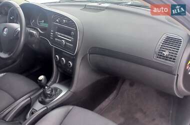 Седан Saab 9-3 2011 в Сарнах