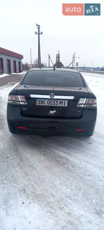 Седан Saab 9-3 2011 в Сарнах