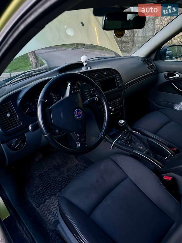 Седан Saab 9-3 2003 в Киеве